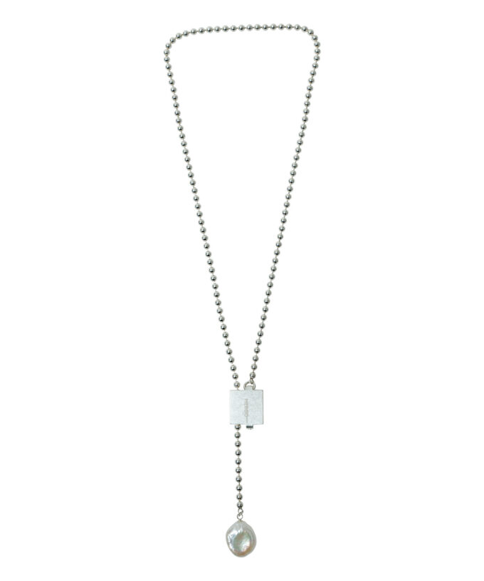 square clip pearl necklace