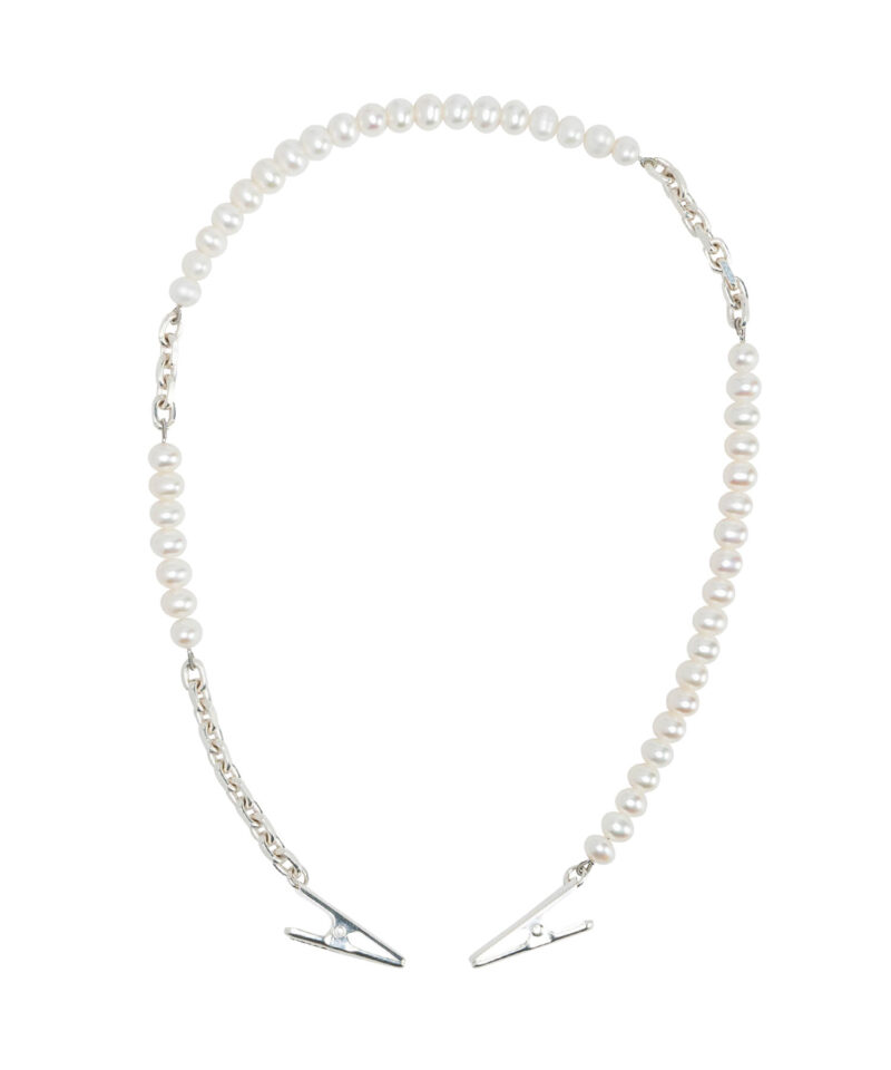 Clip pearl necklace